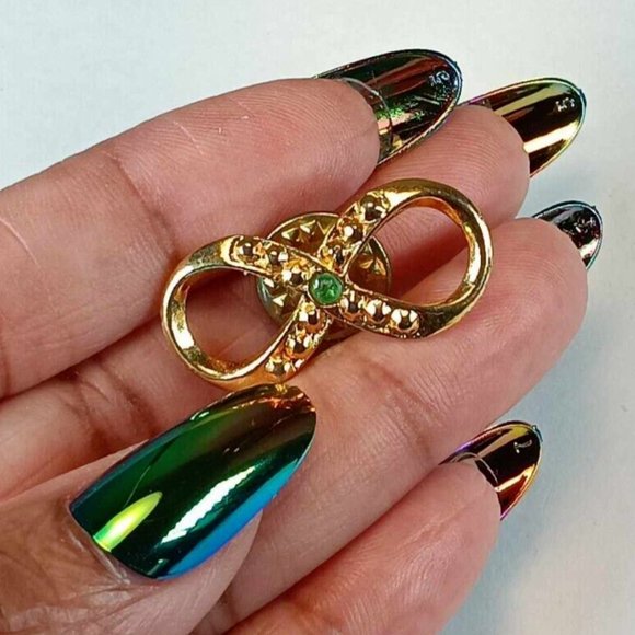 Vintage Gold Tone Figure Eight Textured Infinity Pin Brooch Jewelry - Picture 1 of 4